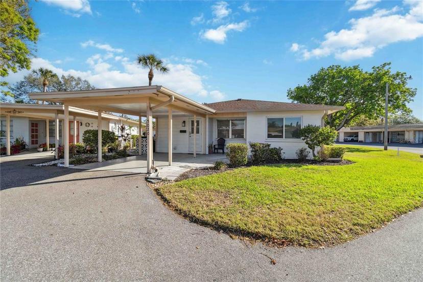 Picture of 5020 Live Oak Circle, Bradenton FL 34207