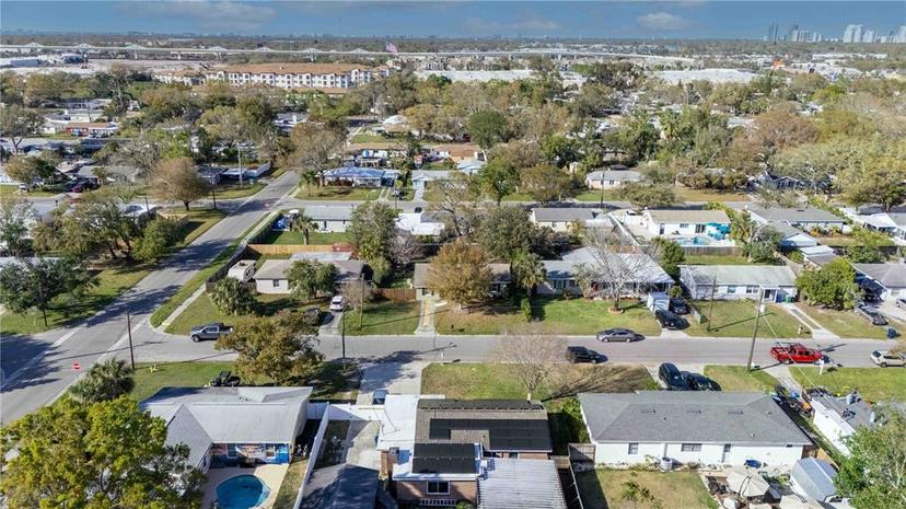 Picture of 3913 W Wallace Avenue, Tampa FL 33611