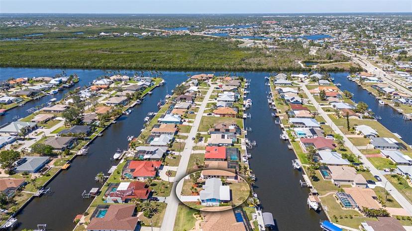 Picture of 108 Peckham Street Sw, Port Charlotte FL 33952