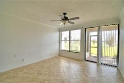 Picture of 404 Laurel Cove Way Unit 404, Winter Haven, FL 33884