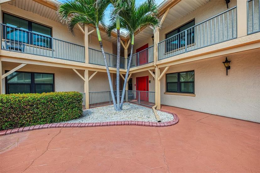 Picture of 720 Apalachicola Road Unit 104, Venice FL 34285
