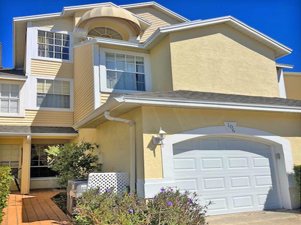 Picture of 1050 Starkey Road Unit 106, Largo, FL 33771