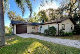Picture of 407 Paradise Island Drive, Haines City, FL 33844