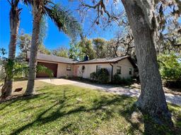 Picture of 407 Paradise Island Drive, Haines City, FL 33844