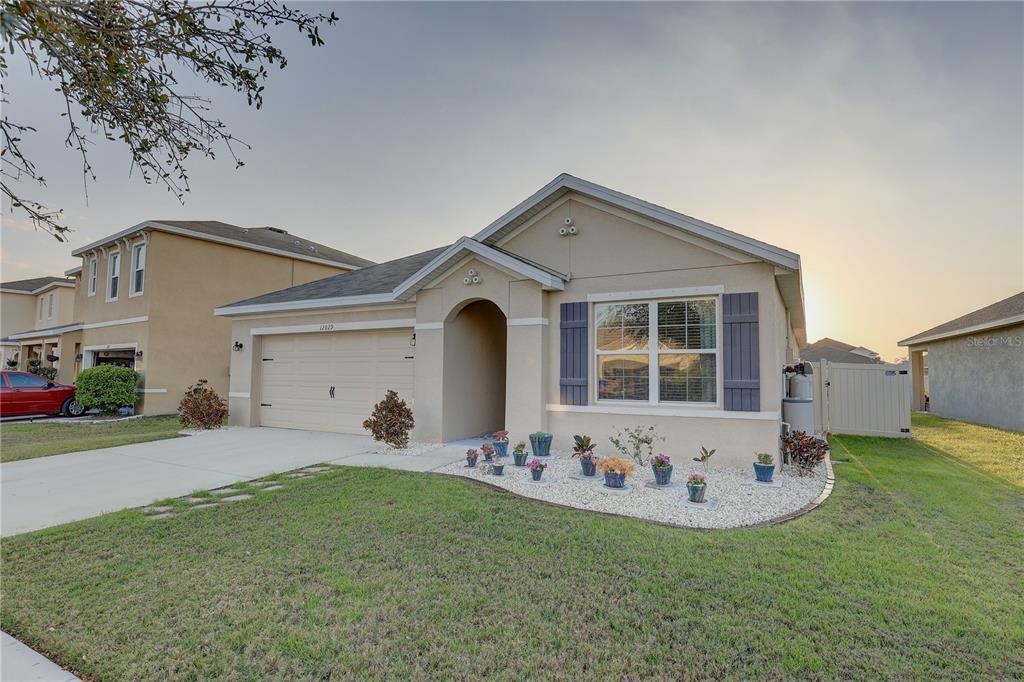 Picture of 12029 Gillingham Harbor Lane, Gibsonton, FL 33534