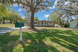 Picture of 211 Sara Lane, Leesburg, FL 34748