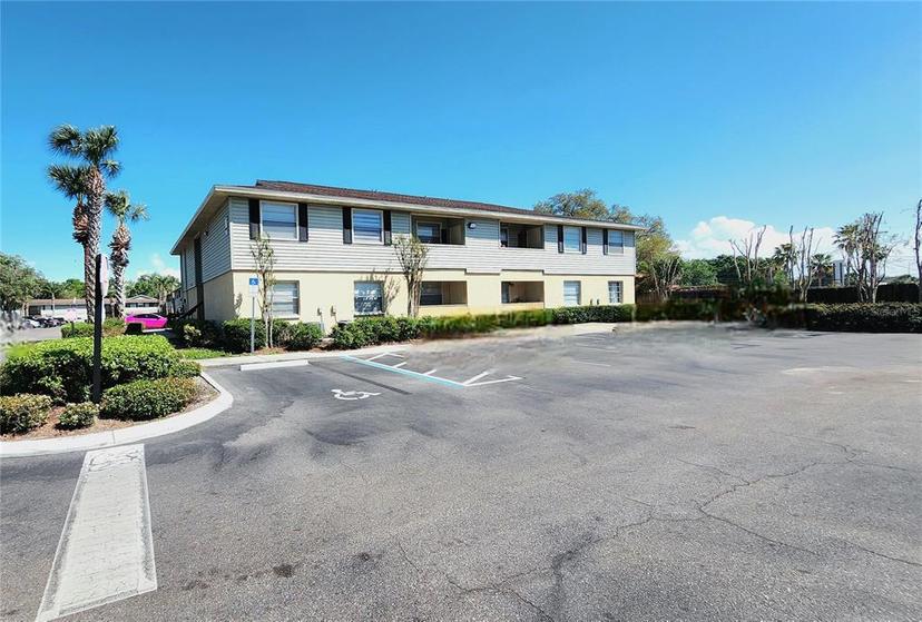 Picture of 552 Golden Raintree Place, Brandon FL 33510