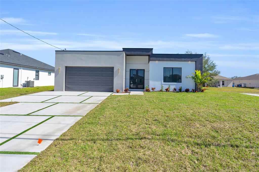 Picture of 1114 El Dorado Boulevard N, Cape Coral, FL 33993