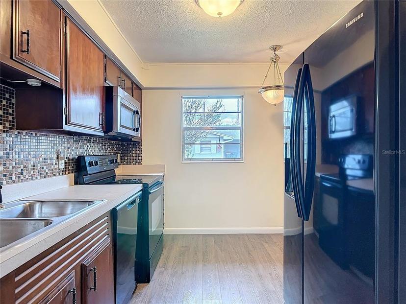 Picture of 202 Oakleigh Drive Unit 90, Deland FL 32724