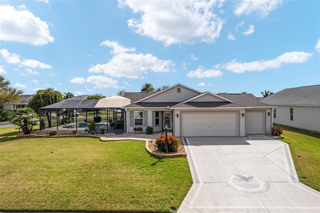 Picture of 592 Netherwood Place, The Villages, FL 32163