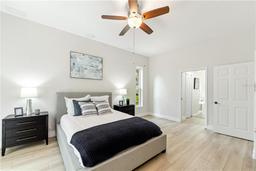 Picture of 15932 Ellsworth Drive, Tampa, FL 33647