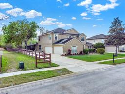 Picture of 558 Osprey Lakes Circle, Chuluota, FL 32766