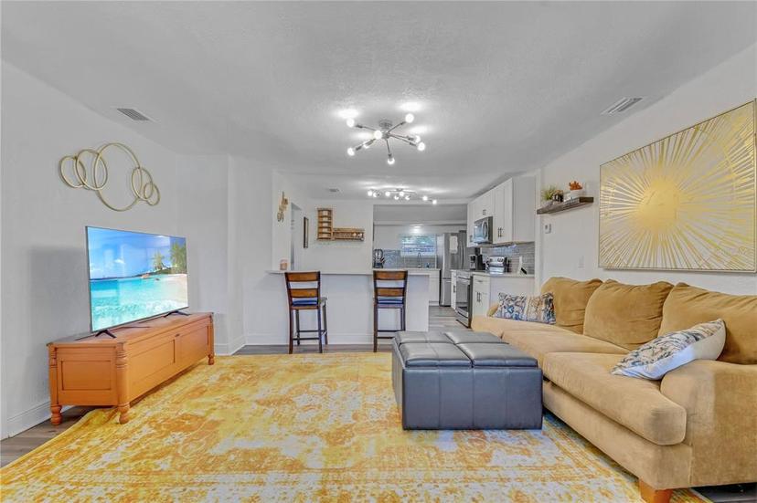 Picture of 4727 17Th Avenue S, Gulfport FL 33711
