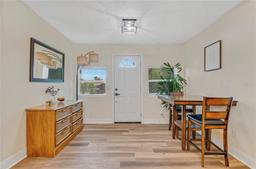 Picture of 4727 17Th Avenue S, Gulfport, FL 33711
