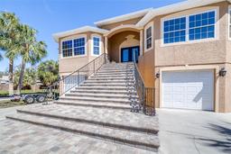Picture of 733 Seminole Boulevard, Tarpon Springs, FL 34689