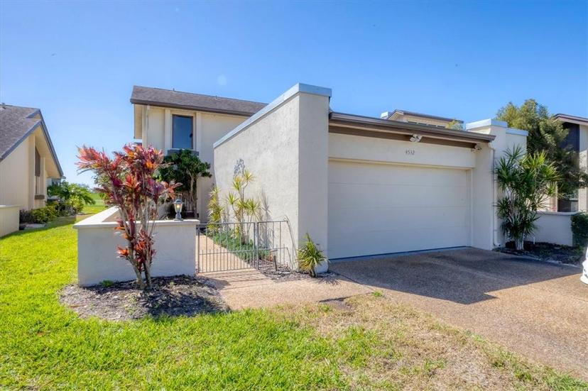 Picture of 4532 La Jolla Drive, Bradenton FL 34210