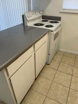 Picture of 5317 Curry Ford Road Unit Q104, Orlando, FL 32812