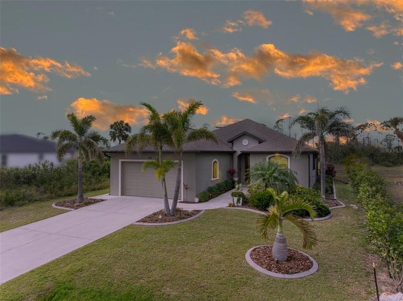 Picture of 135 Cabana Way, Rotonda West FL 33947