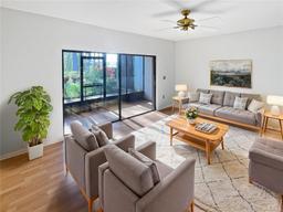 Picture of 2108 Tarpon Landings Drive, Tarpon Springs, FL 34688