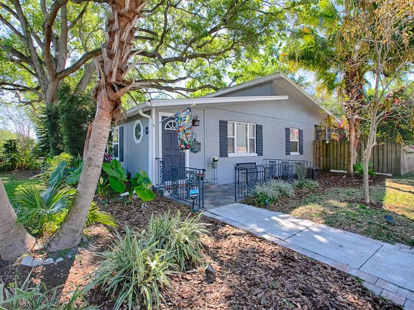 Picture of 500 E Crystal Lake Street, Orlando FL 32806