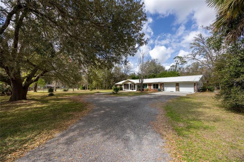 Picture of 19118 SW 13Th Avenue, Newberry FL 32669