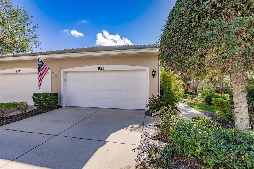 Picture of 921 Tartan Drive Unit 31, Venice FL 34293