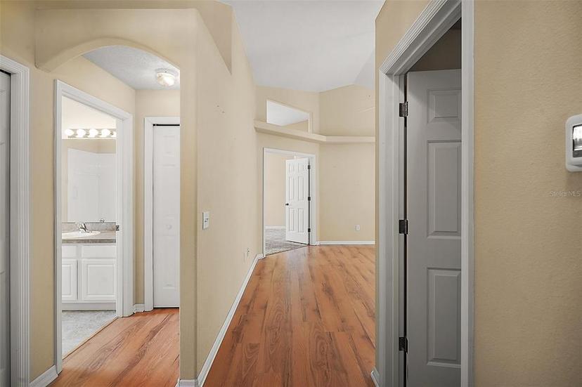 Picture of 3866 Bayshore Circle, Tavares FL 32778