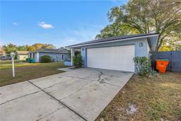 Picture of 2552 Bramblewood Drive W, Clearwater, FL 33763