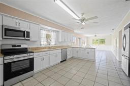 Picture of 1214 Ansin Street, Punta Gorda, FL 33950