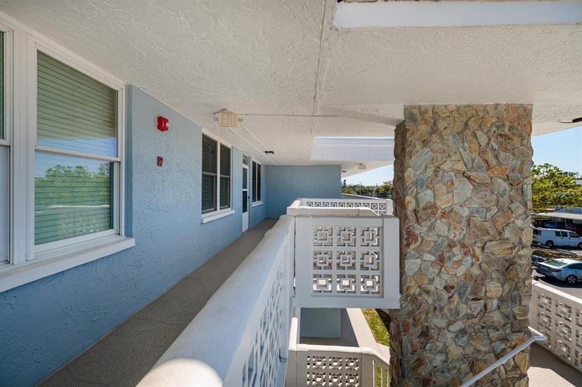 Picture of 4715 Bay Street Ne Unit 323, St Petersburg FL 33703