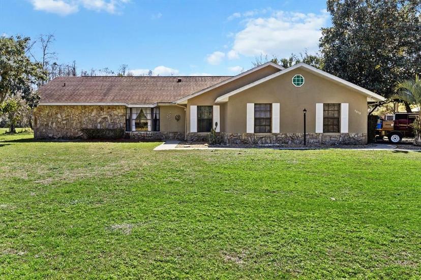 Picture of 7618 W Golf Club Street, Crystal River FL 34429