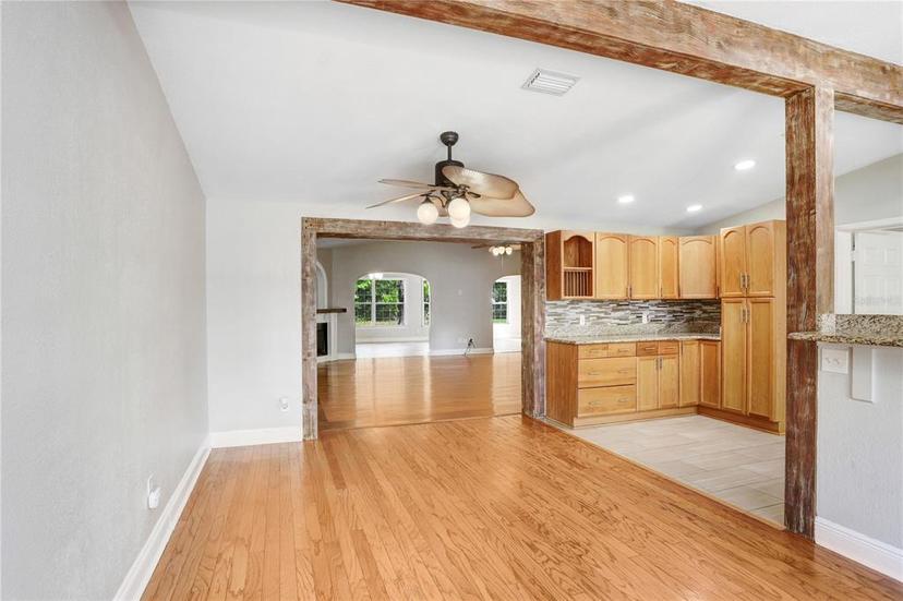 Picture of 19531 Deer Lake Road, Lutz FL 33548