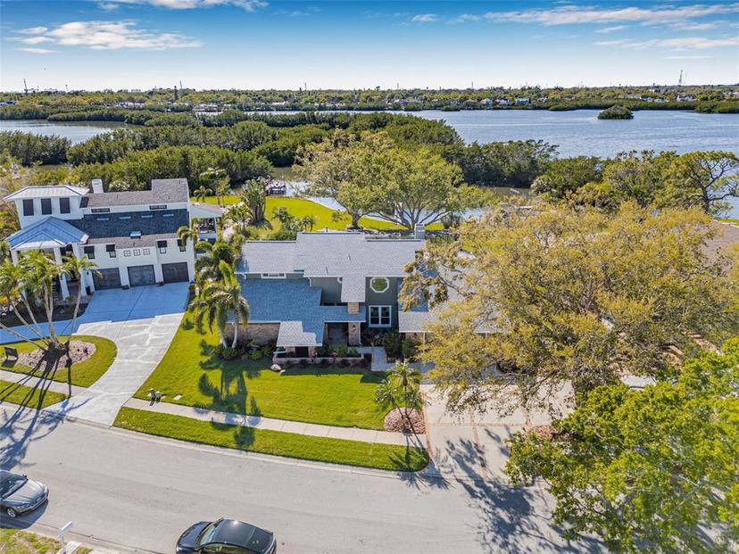 Picture of 9011 Baywood Park Drive, Seminole FL 33777