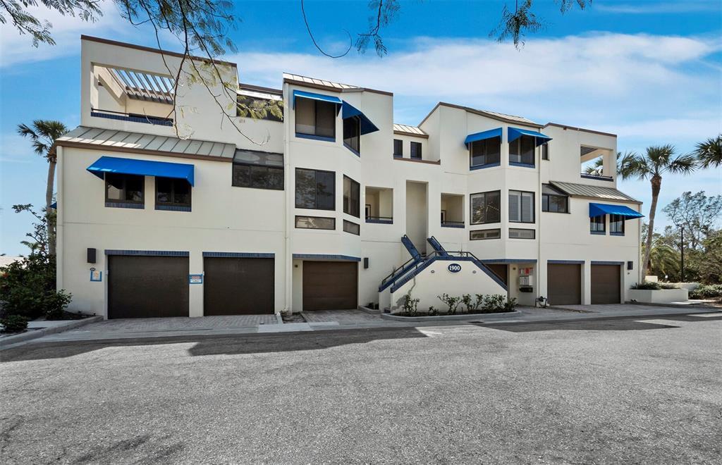 Picture of 1900 Harbourside Drive Unit 102, Longboat Key, FL 34228