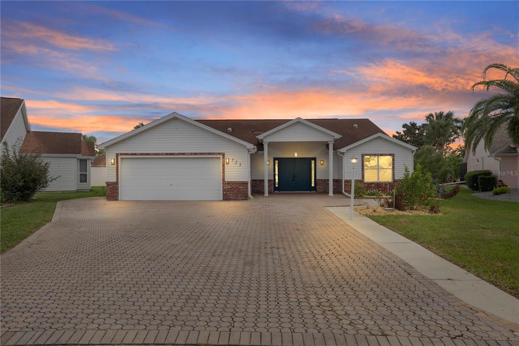 Picture of 723 Palma Drive, Lady Lake, FL 32159