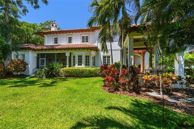 Picture of 808 Idlewood Avenue, Tampa FL 33609