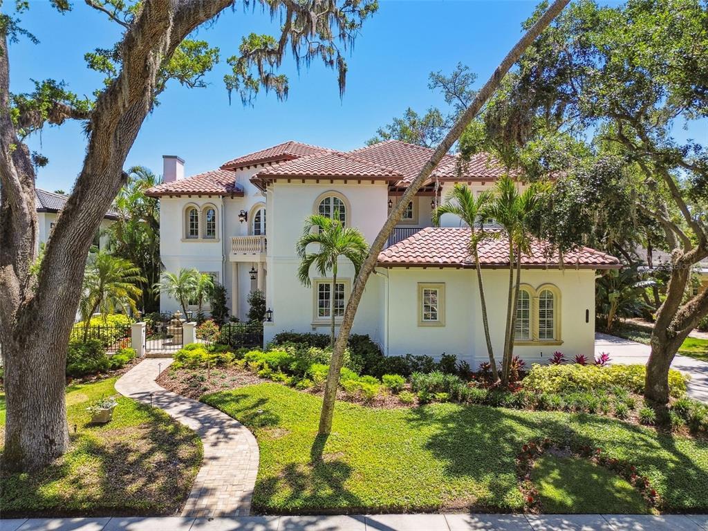 Picture of 808 Idlewood Avenue, Tampa, FL 33609