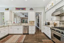 Picture of 808 Idlewood Avenue, Tampa, FL 33609