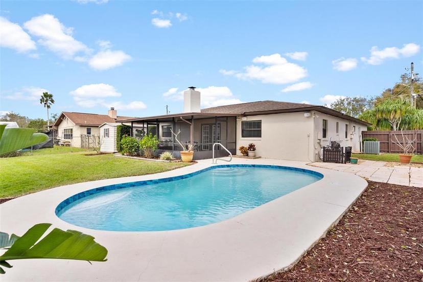 Picture of 402 Firewood Avenue, Eustis FL 32726