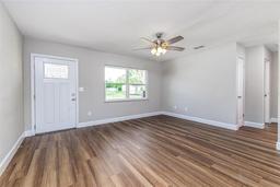 Picture of 300 Senate Street, Auburndale, FL 33823