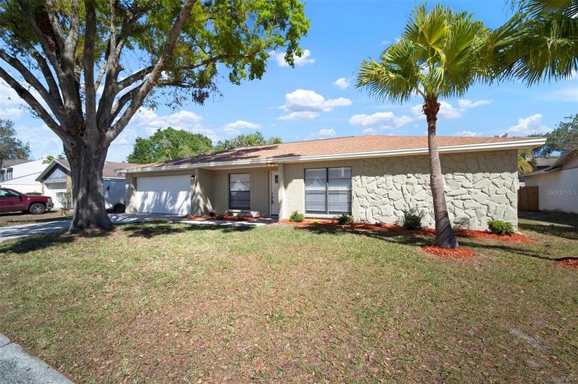 Picture of 1218 Lornewood Drive, Valrico FL 33596