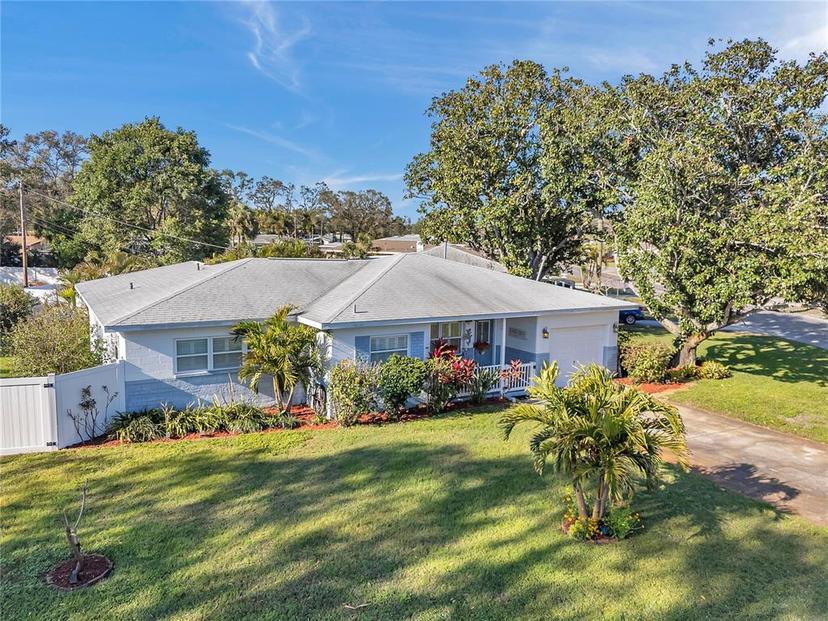 Picture of 2021 58Th Street S, Gulfport FL 33707