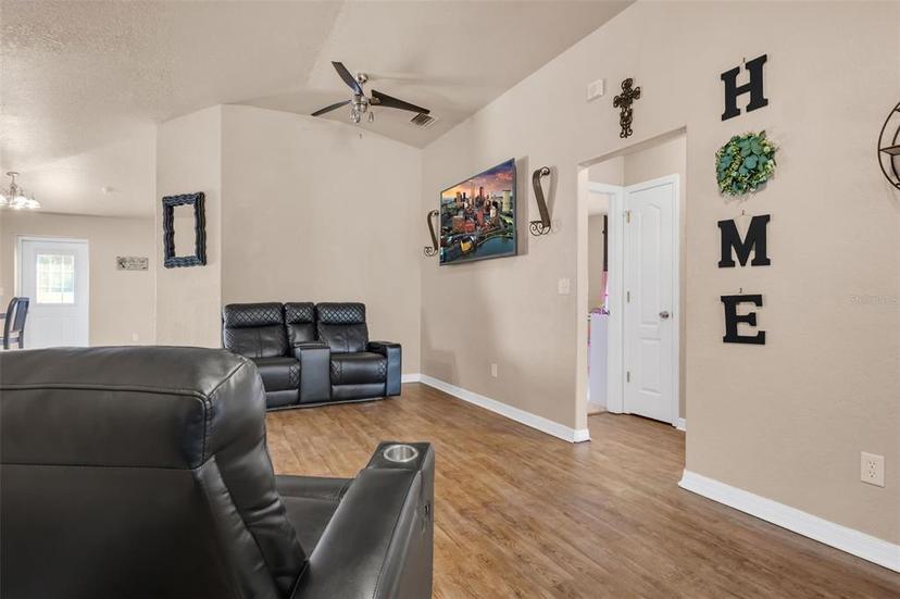 Picture of 811 Niles Street, Daytona Beach FL 32114