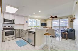 Picture of 13415 Blue Heron Beach Drive Unit 1201, Orlando, FL 32821
