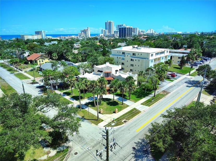 Picture of 746 N Halifax Avenue, Daytona Beach FL 32118