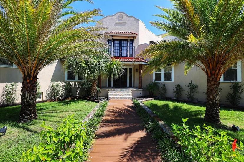 Picture of 746 N Halifax Avenue, Daytona Beach FL 32118