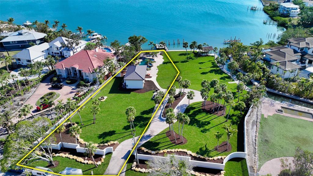 Picture of 684 Freeling Drive, Sarasota, FL 34242