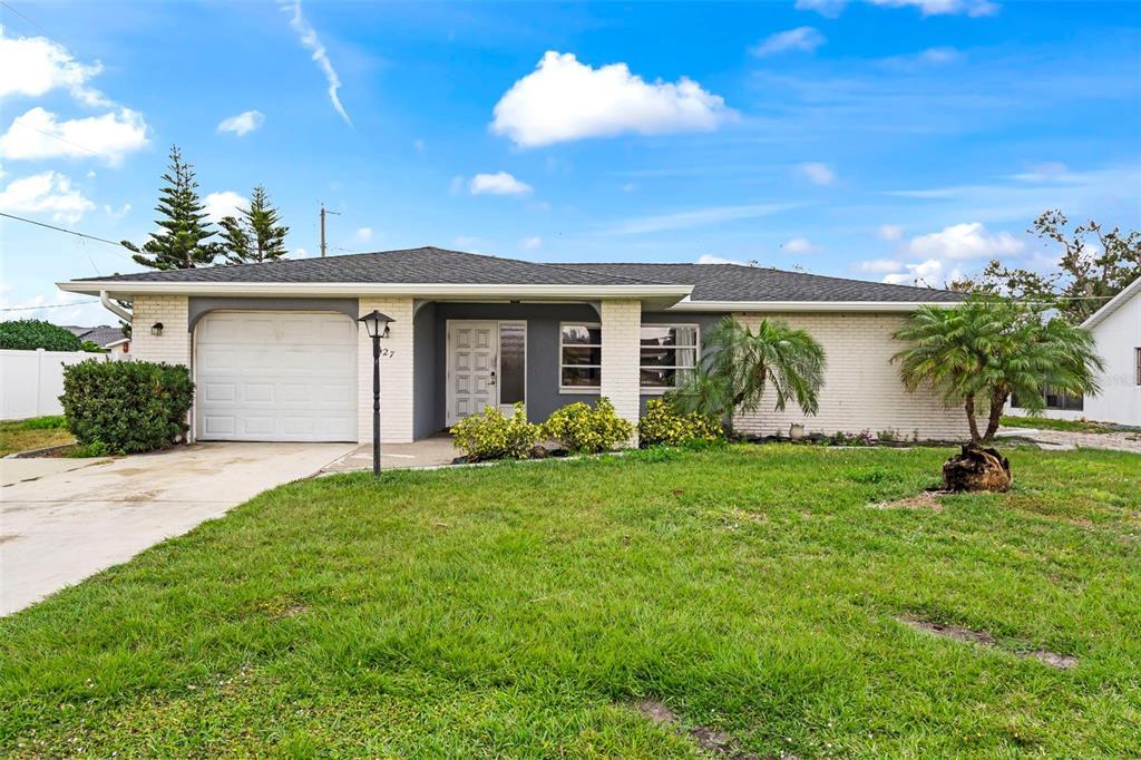 Picture of 427 Canterbury Road, Venice, FL 34293