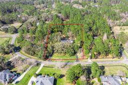 Picture of 13414 NW 19Th Place, Gainesville, FL 32606