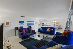 Picture of 2526 SW 14Th Drive Unit 212, Gainesville, FL 32608